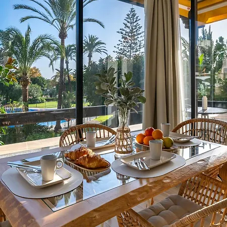 Lägenhet ✺fenomenal Estudio En Milla De Oro✺piscina✺parking *