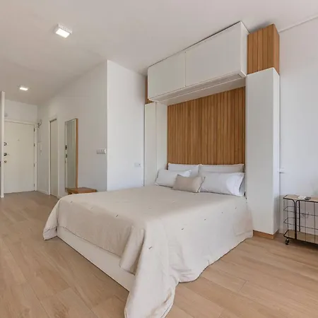 ✺fenomenal Estudio En Milla De Oro✺piscina✺parking Apartman Marbella