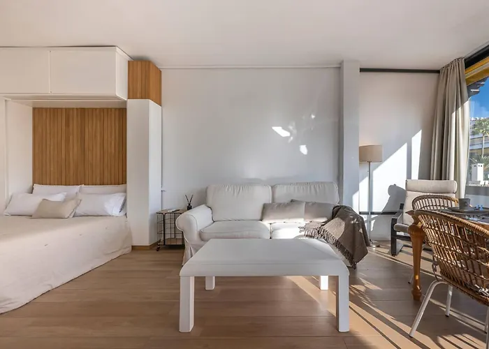 Апартаменти ✺fenomenal Estudio En Milla De Oro✺piscina✺parking