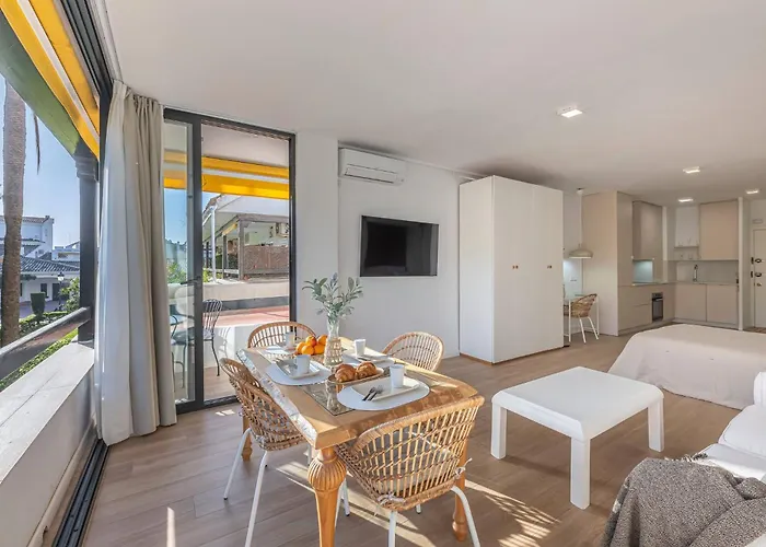 Апартаменти ✺fenomenal Estudio En Milla De Oro✺piscina✺parking *