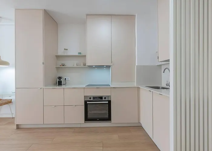 ✺fenomenal Estudio En Milla De Oro✺piscina✺parking Apartmán